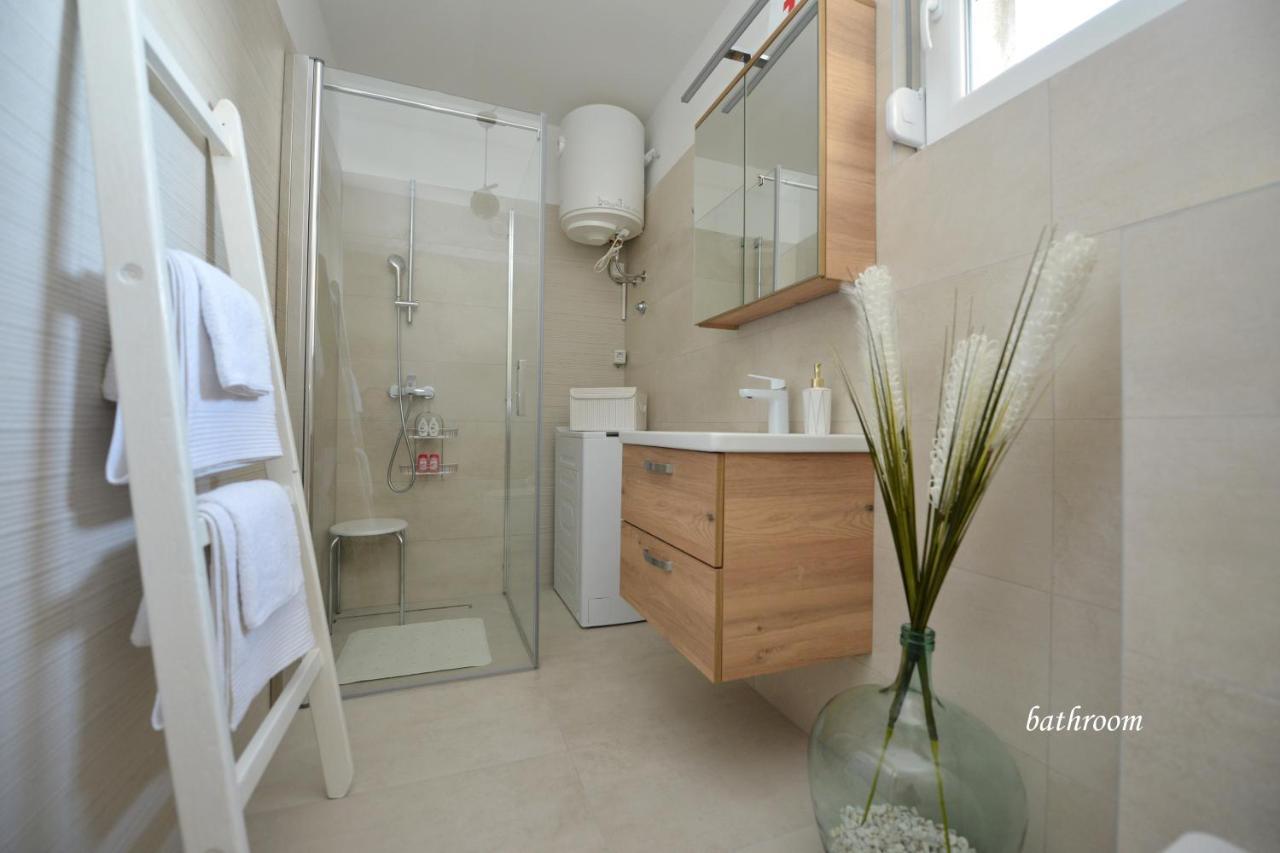 Apartman Lola Zadar Exterior photo